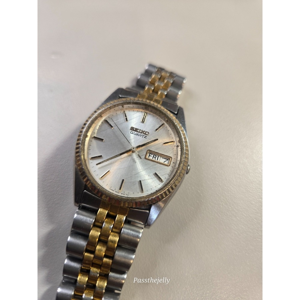 Vtg SEIKO Quartz Gold Silver Tone 5Y23 8A69 A4 RARE Date Wrist Watch Mens Japan